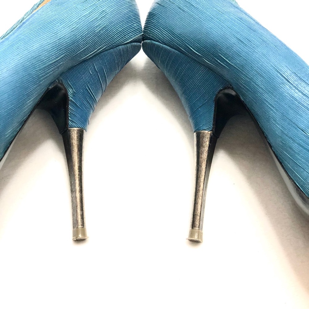Dries Van Noten Teal Blue Round-Toe Heels - Picture 5 of 5
